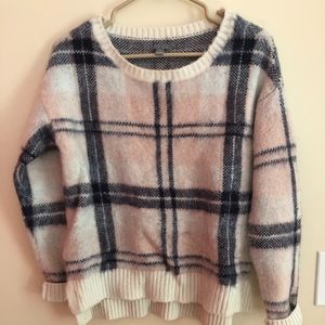 CUTE AERIE SWEATER